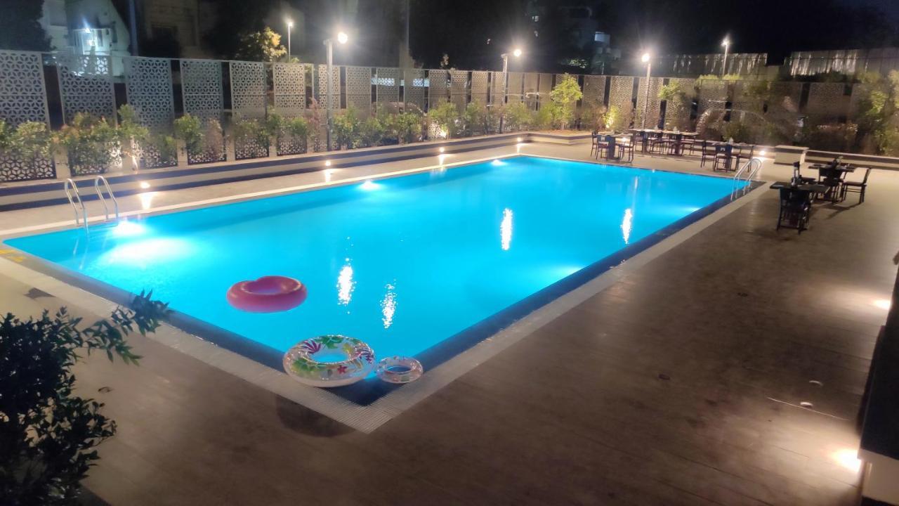 فندق Manjeera Sarovar Premiere Rājahmundry المظهر الخارجي الصورة